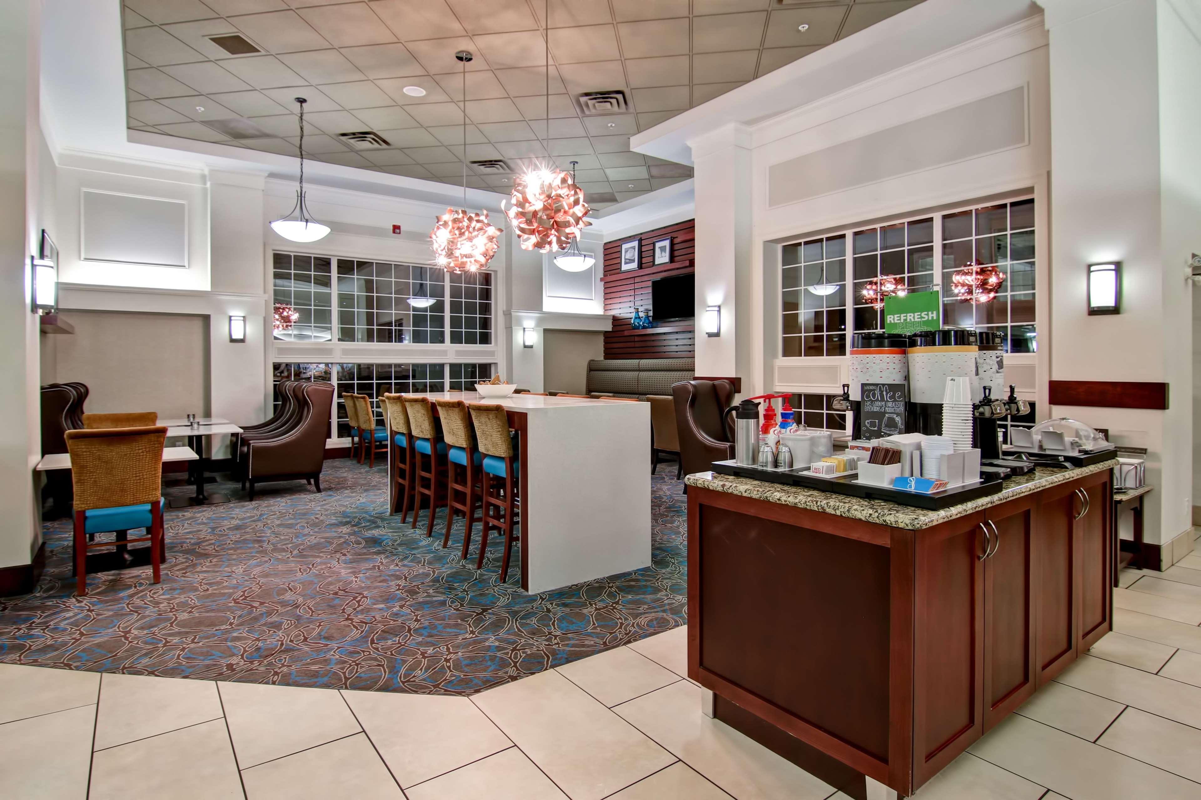 Hampton & By Hilton Calgary-airport Hotel Calgary