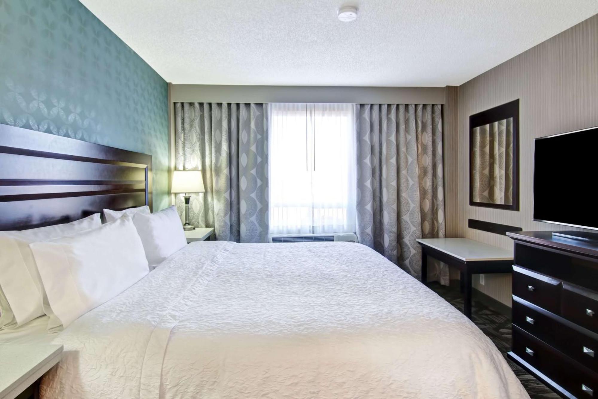 Hampton & By Hilton Calgary-airport 3* Calgary