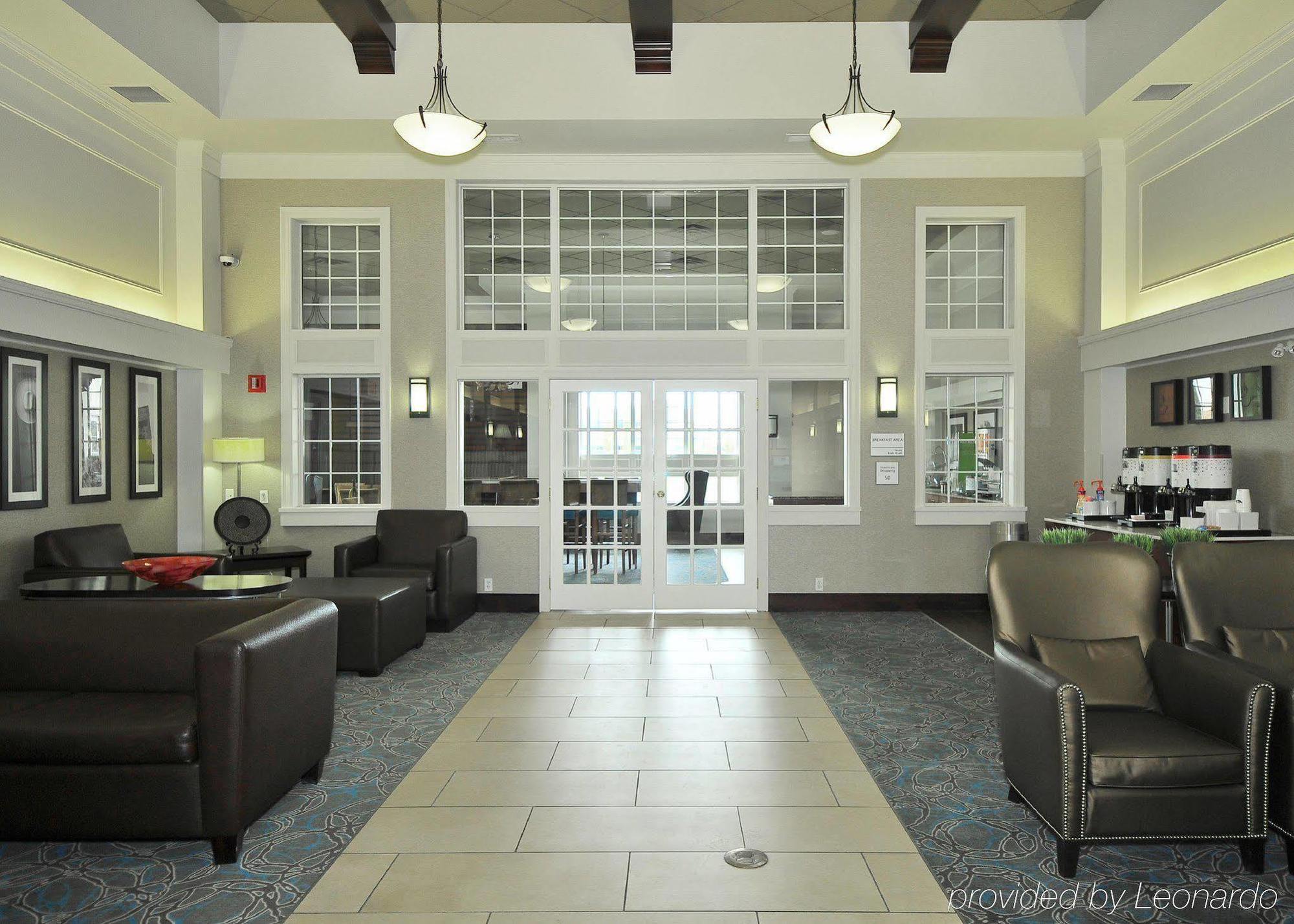 Hampton & By Hilton Calgary-airport Calgary