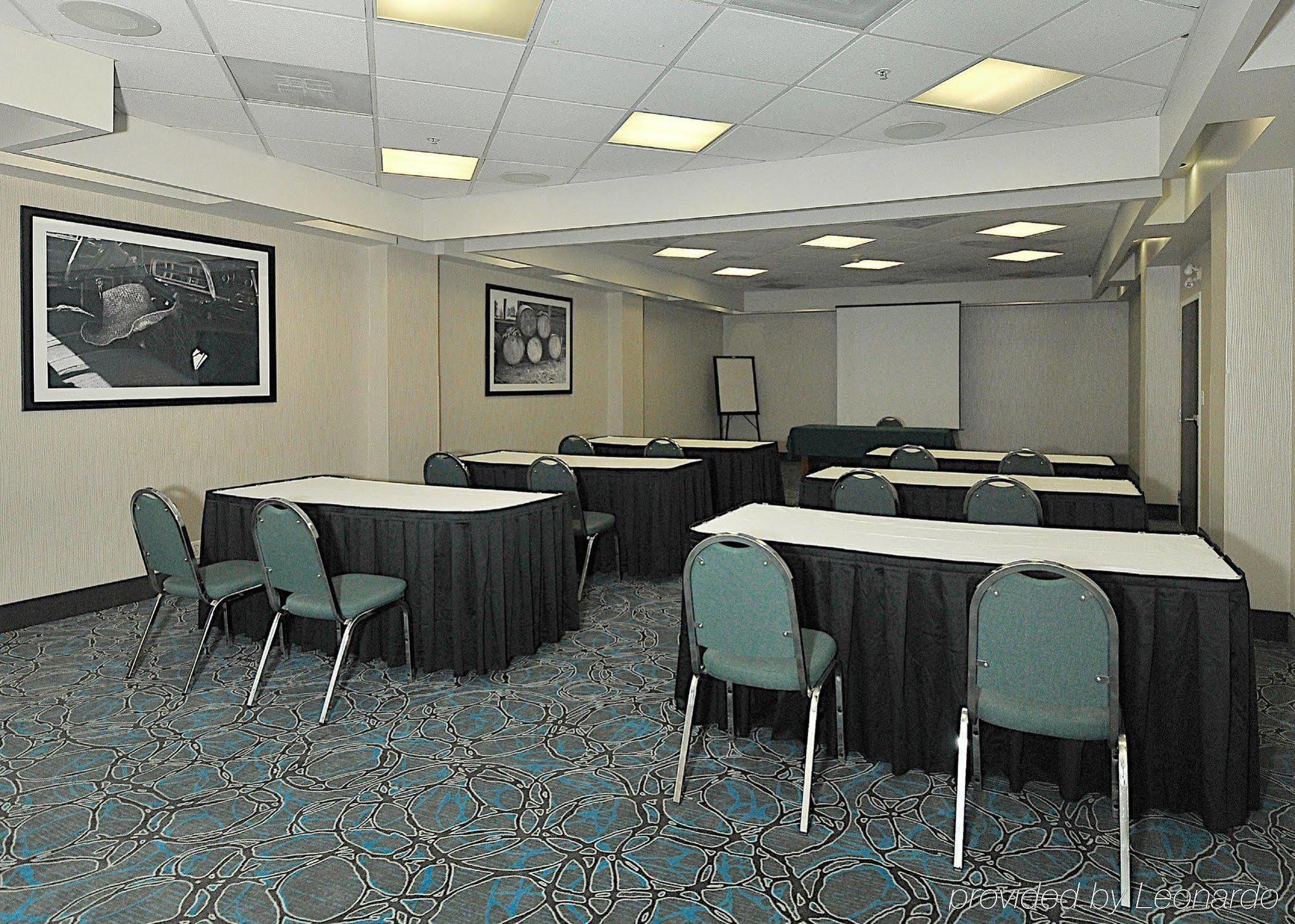 Hampton & By Hilton Calgary-airport Calgary