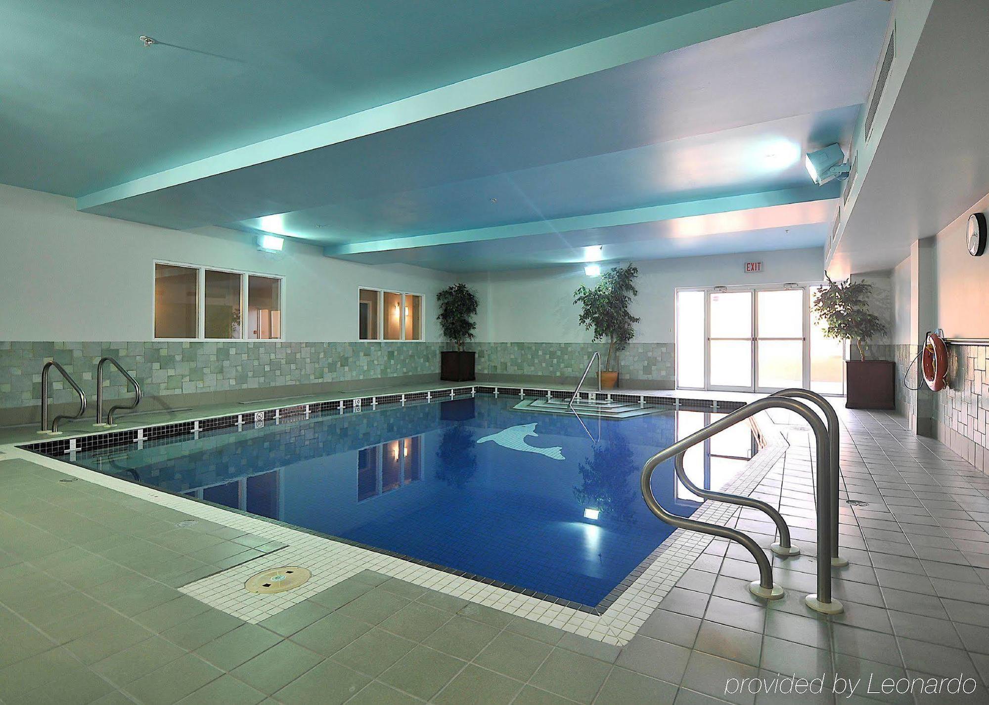 Hampton & By Hilton Calgary-airport