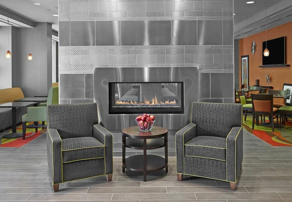 Hampton & By Hilton Calgary-airport Hotel
